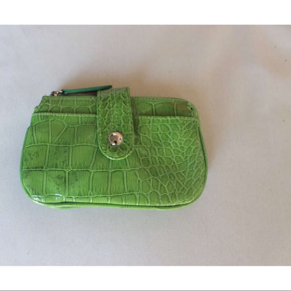 Green Clutch